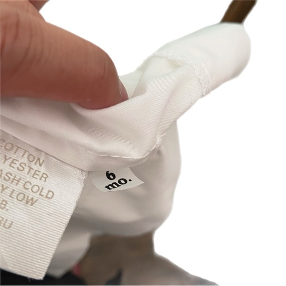 Vintage Style White Baby Dress with Red Accents & Back Buttons Size 6 Months - Picture 7 of 9